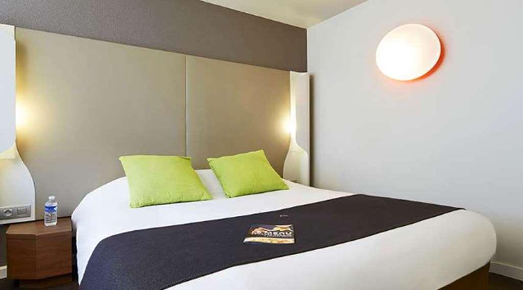 Hotel Campanile Prime - Nimes Centre Zimmer foto